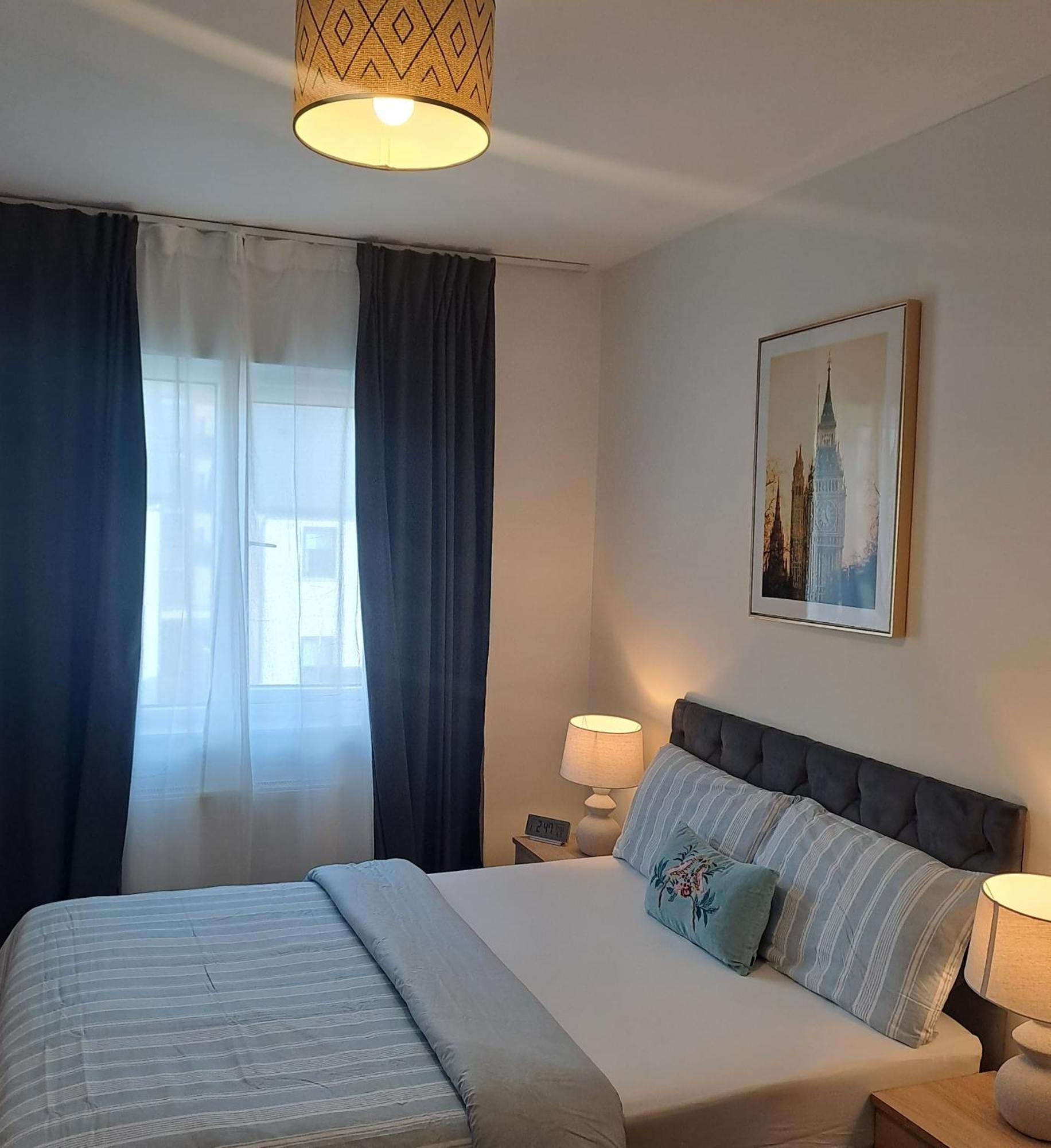 Cozy Bedroom In Lucan, Dublin Bagian luar foto